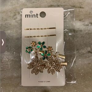 Mint Elegant Gold and Emerald Hair Accessory Set